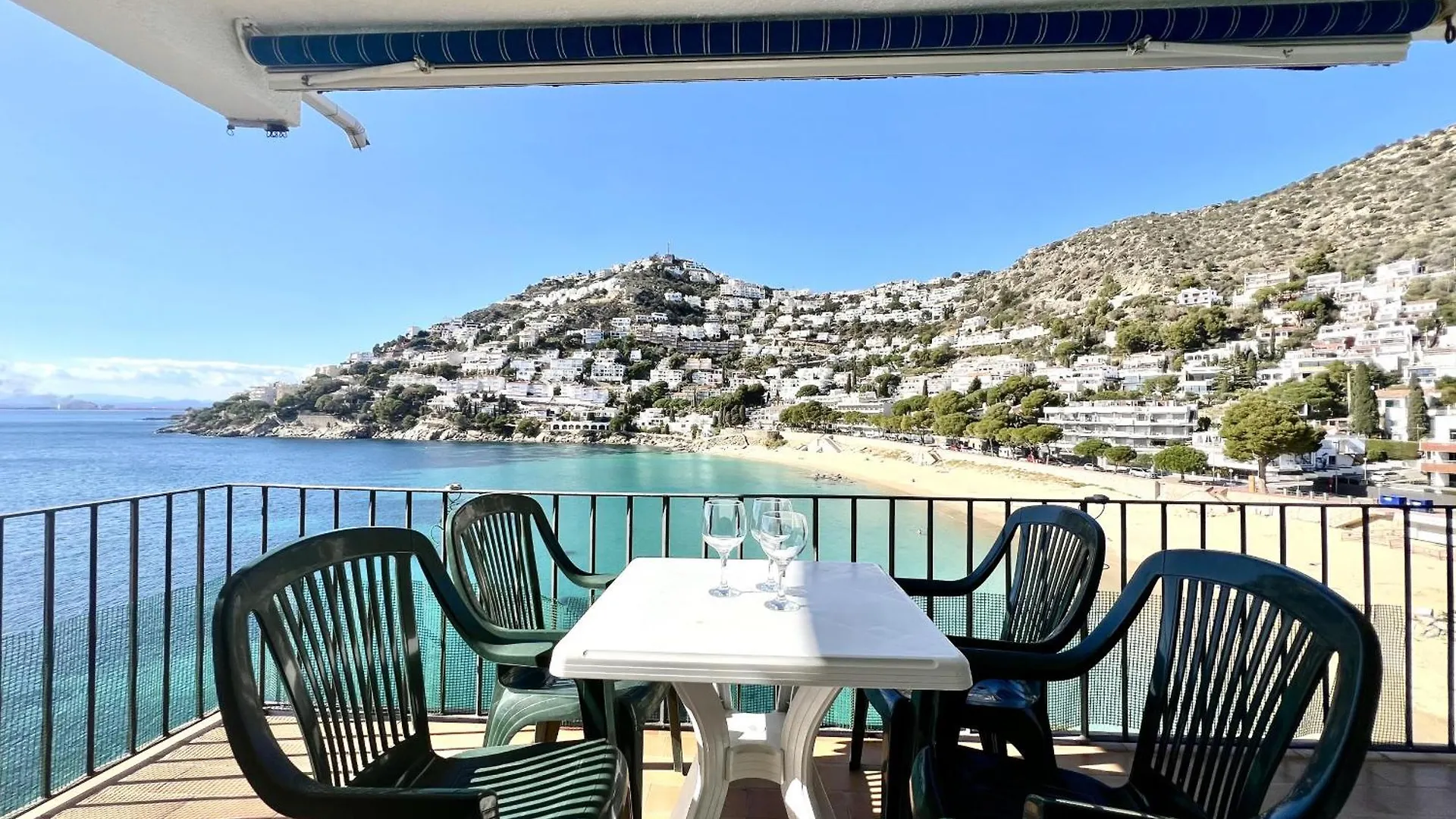 Apartament Miraflor Roses