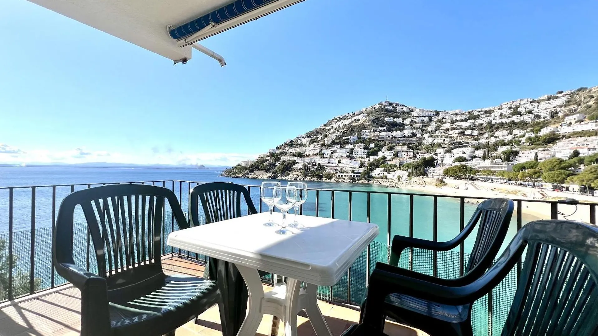 Miraflor Apartment Roses Spain