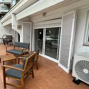 Precioso Moderno En Primera Linea Del Mar Av-11 Appartement